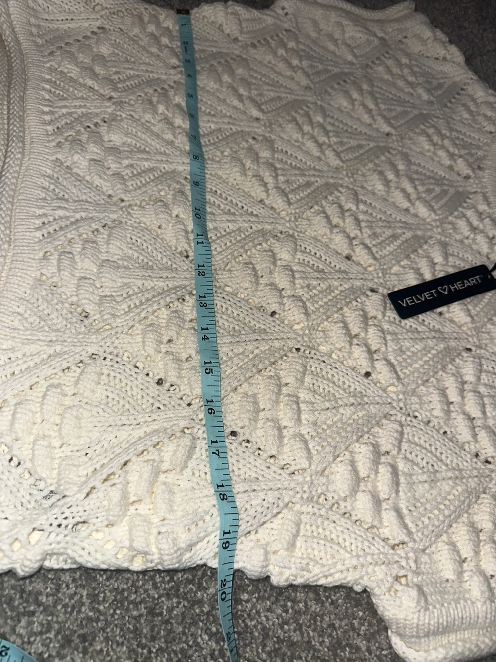 Velvet Heart White Crochet Knit Crop Sweater NWT Short Sleeve Crewneck - Picture 7 of 8